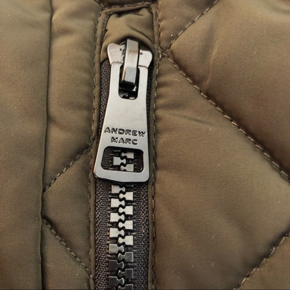 Andrew Marc quilted puffer vest size small - Picture 4 of 7